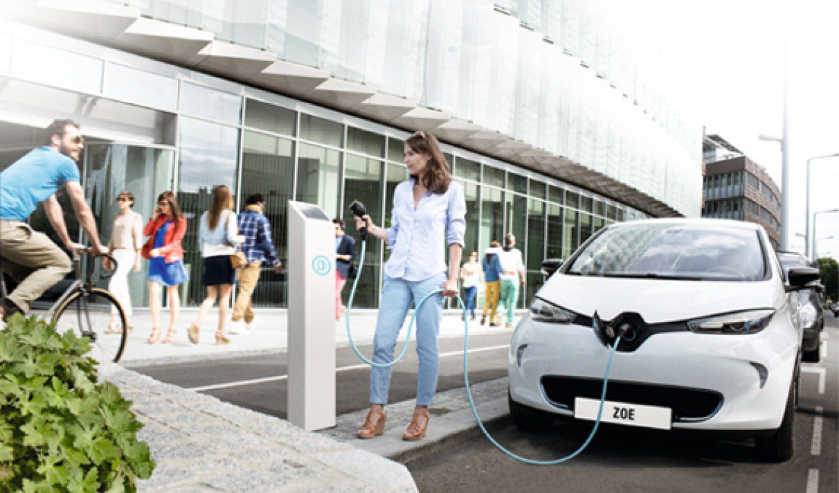 coliving et autopartage Renault zoé électrique à Bordeaux