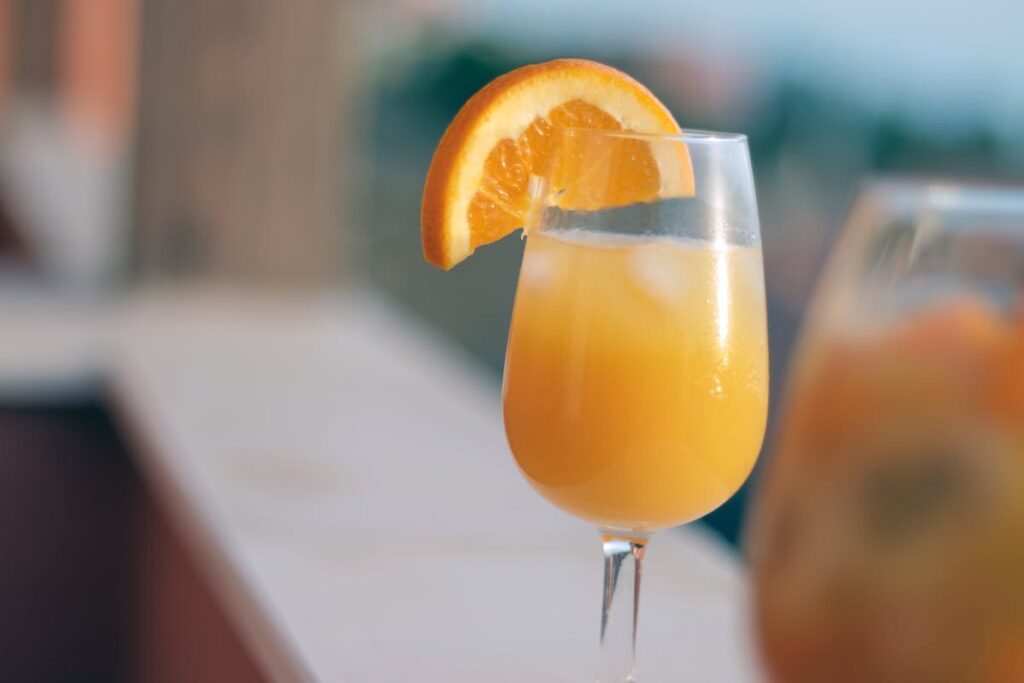 Mimosa sans alcool à l’orange et au gingembre ou classique : l’élégance et le piquant au rendez-vous !