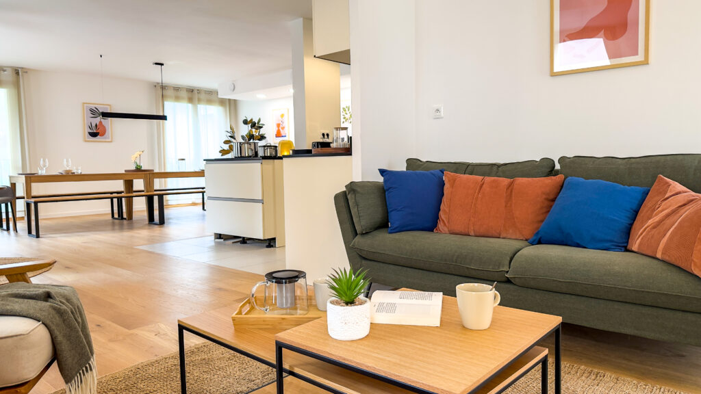 Coliving, colocation étudiante ou intergénérationnelle : que choisir ?