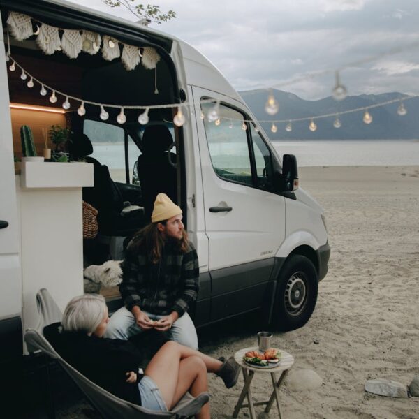 Vanlife et coliving : deux modes de vie alternatifs pour une liberté partagée