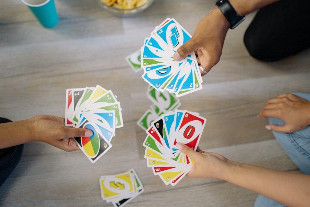 Soirées jeux : idées cocooning pour des moments chaleureux en groupe